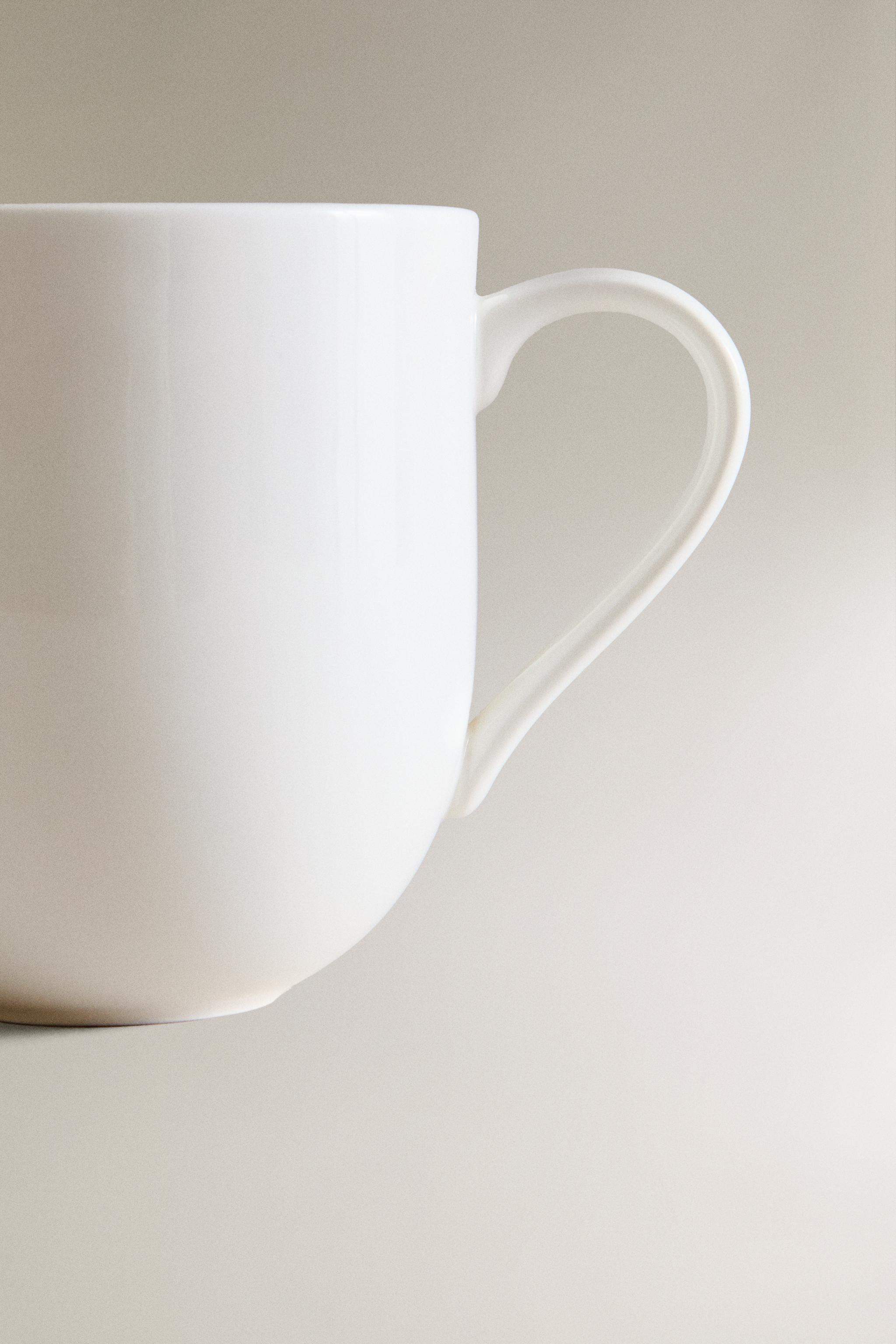 BONE CHINA MUG